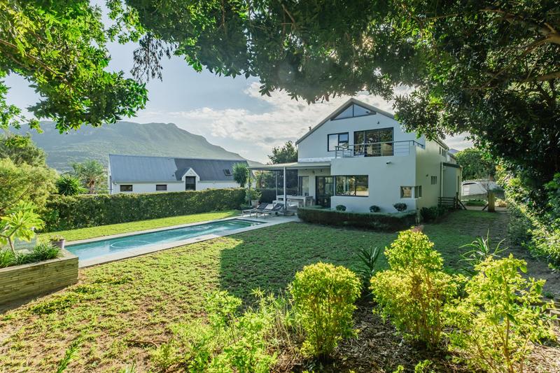 3 Bedroom Property for Sale in Berg En Dal Western Cape